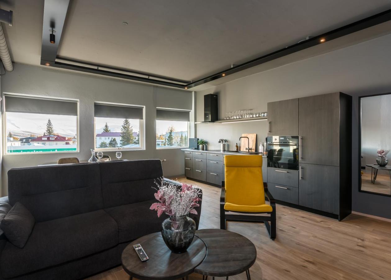 Ak Rentals, With Hot Tubs Akureyri Luaran gambar